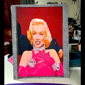 - Marilyn Monroe Venice beach art